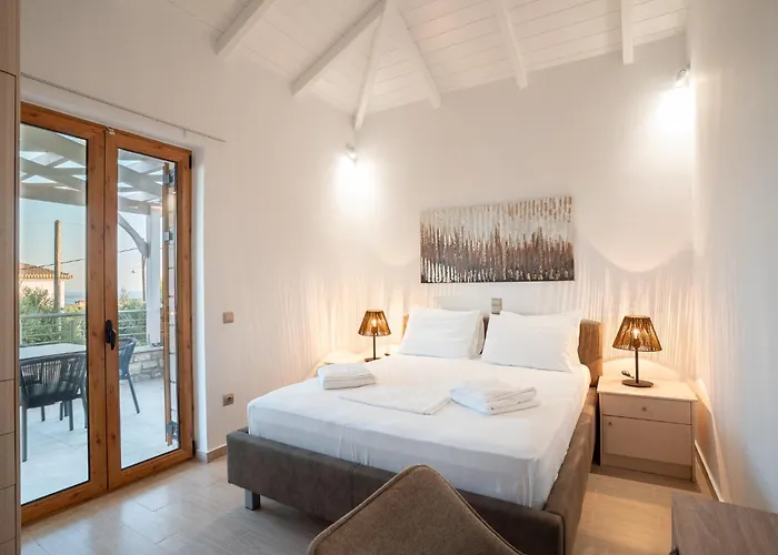 Mimosa Villa Finikounta